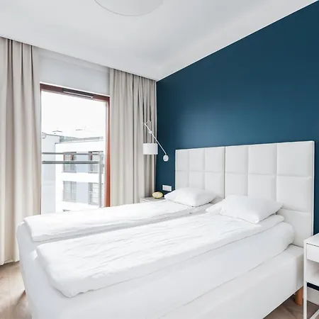 Flatbook - Center A,b,c アパート