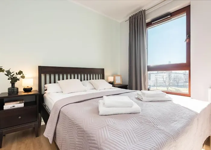 Flatbook - Center A,b,c Lejlighed *