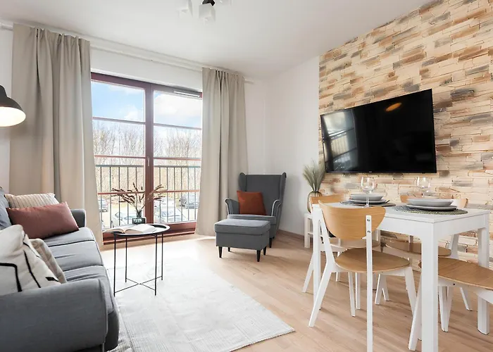 Flatbook - Center A,b,c Lejlighed *