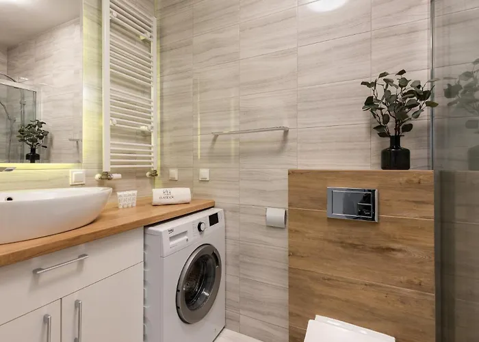 Flatbook - Center A,b,c Lägenhet